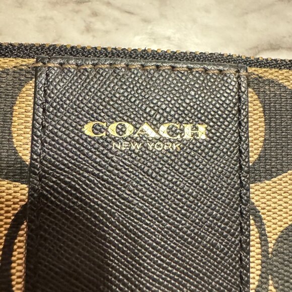 COACH Signature Canvas Wristlet - Picture 3 of 7